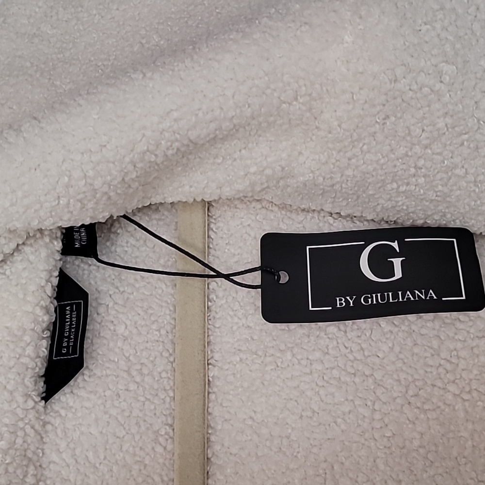 G by GIULIANA ROBE 🤩 - Picture 6 of 13
